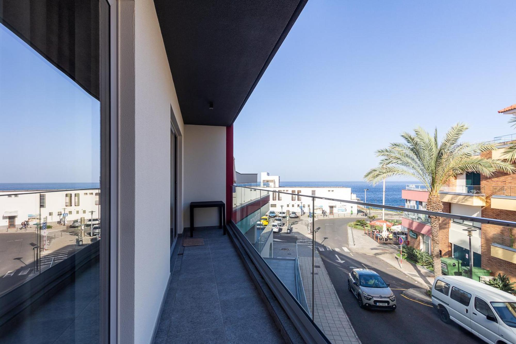 Luxury And Modern Apartment In Porto Moniz Center ภายนอก รูปภาพ