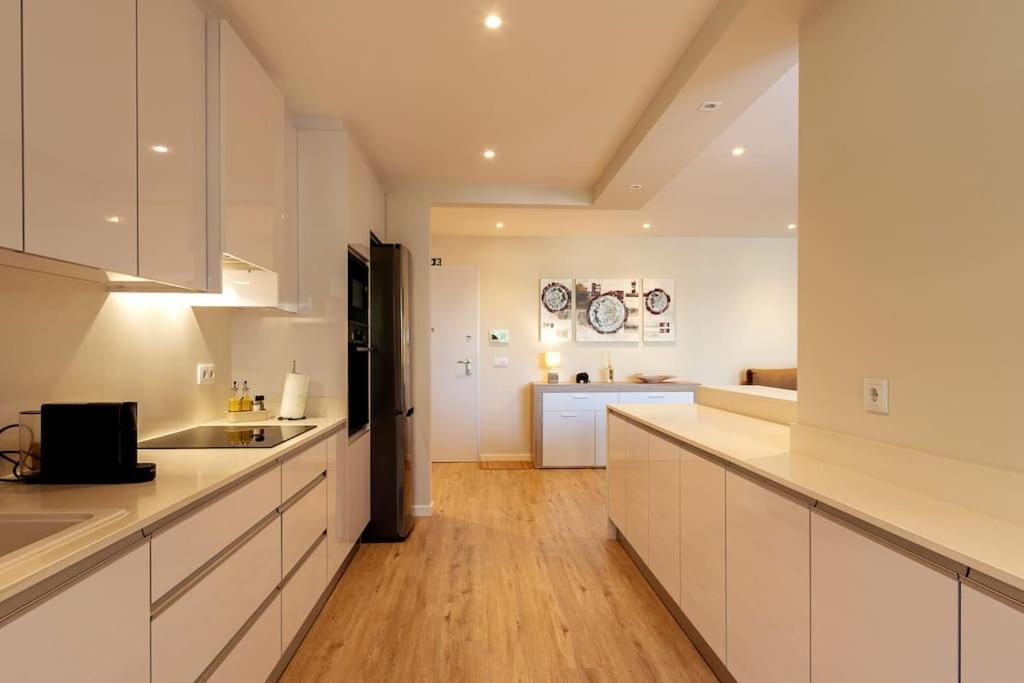 Luxury And Modern Apartment In Porto Moniz Center ภายนอก รูปภาพ