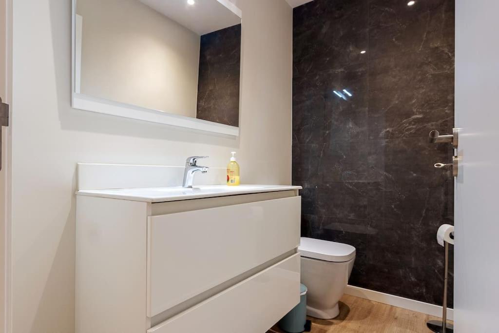 Luxury And Modern Apartment In Porto Moniz Center ภายนอก รูปภาพ